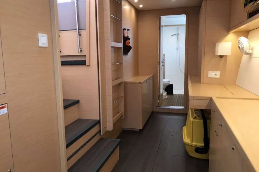 45-ft.-Lagoon-Catamaran-10