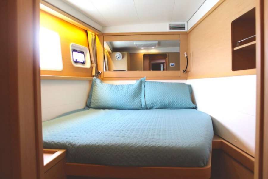 45-ft.-Lagoon-Catamaran-12