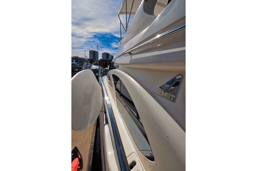 59-ft-Azimut-9